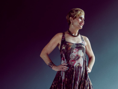 Shawn-Colvin-WEBSITE-800-x-531-1_400x300_acf_cropped