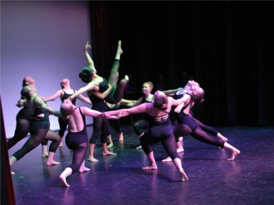 dancerscorner2017-new-website_400x300_acf_cropped