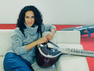 2019.06.20 Anoushka 400x300